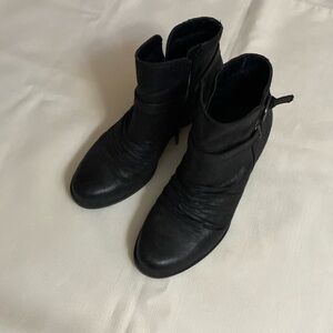 Beartraps Size 7 - GC